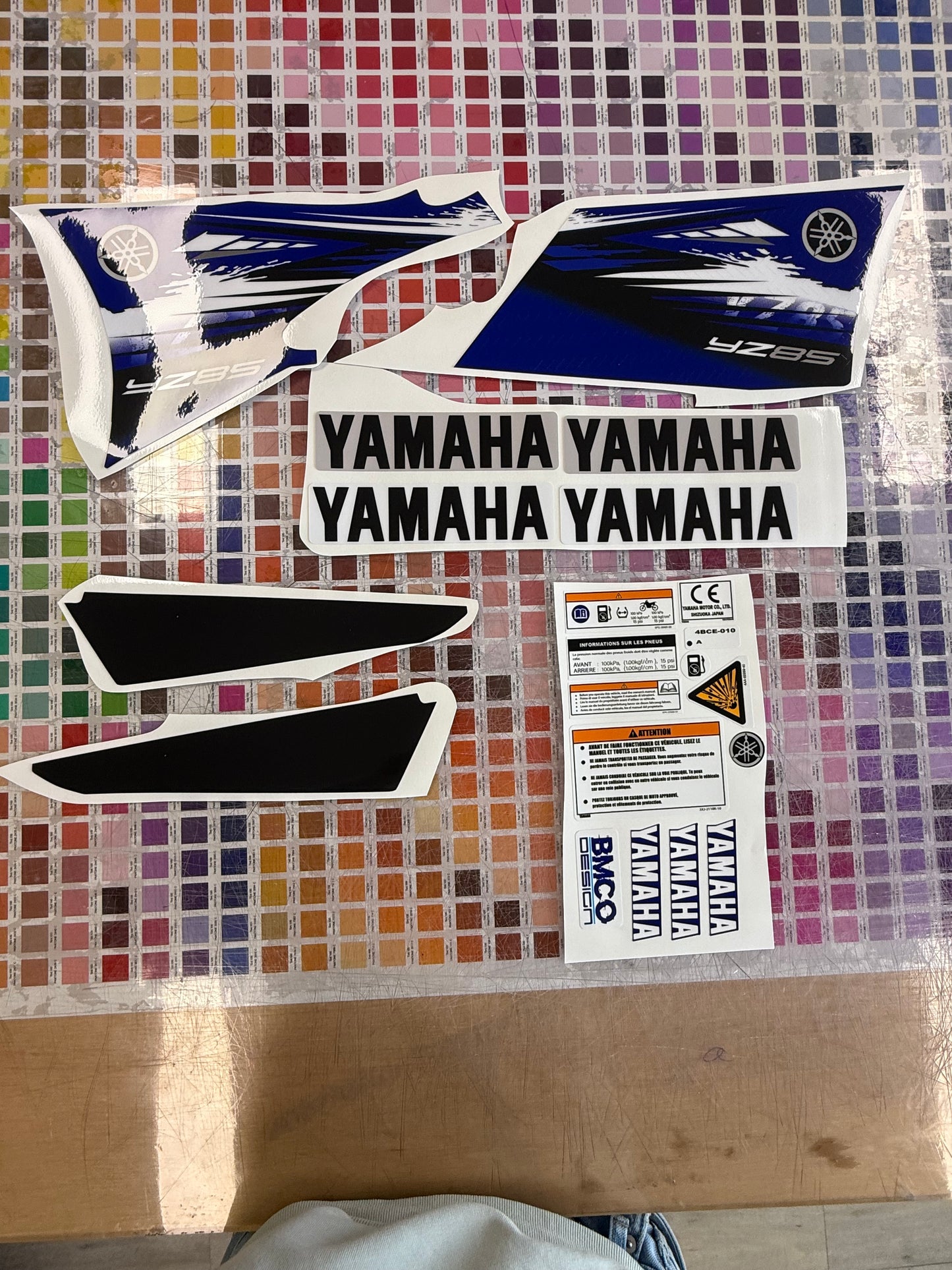 Kit deco 85 yz 2012