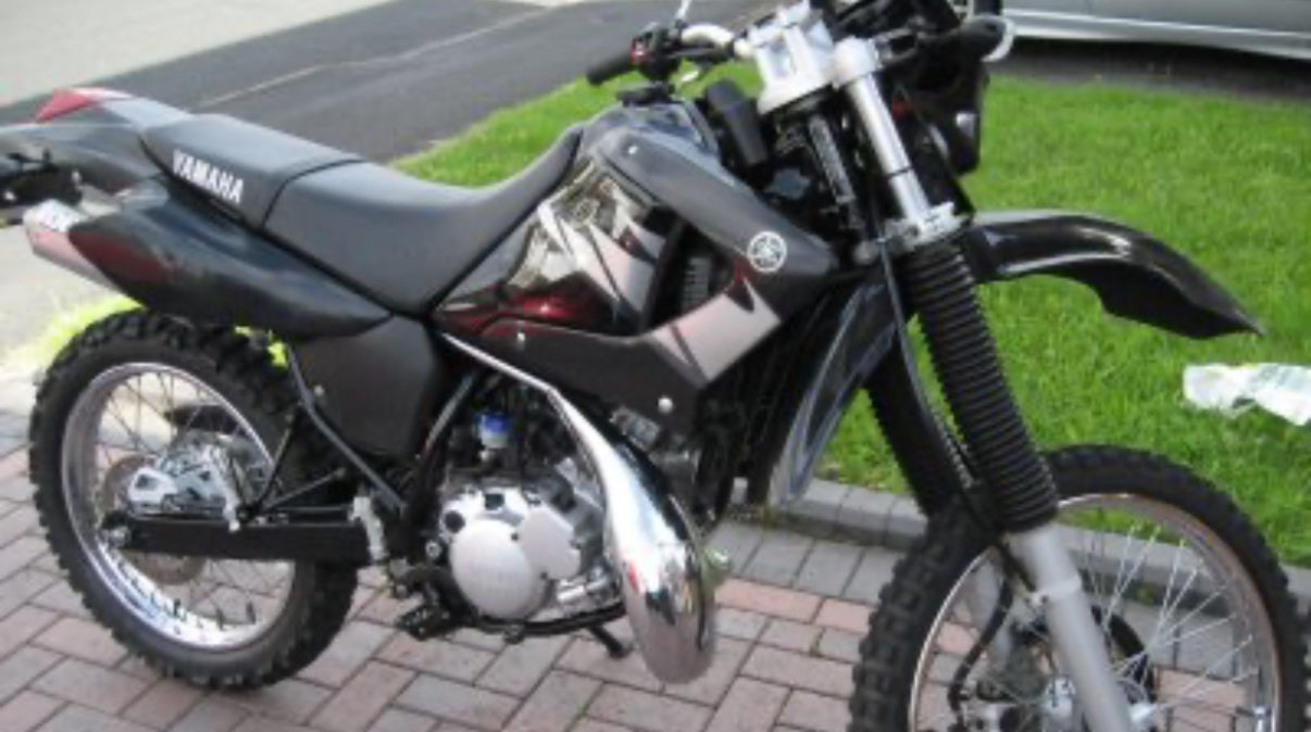 Kit déco 125 dtr 2007 noir et gris