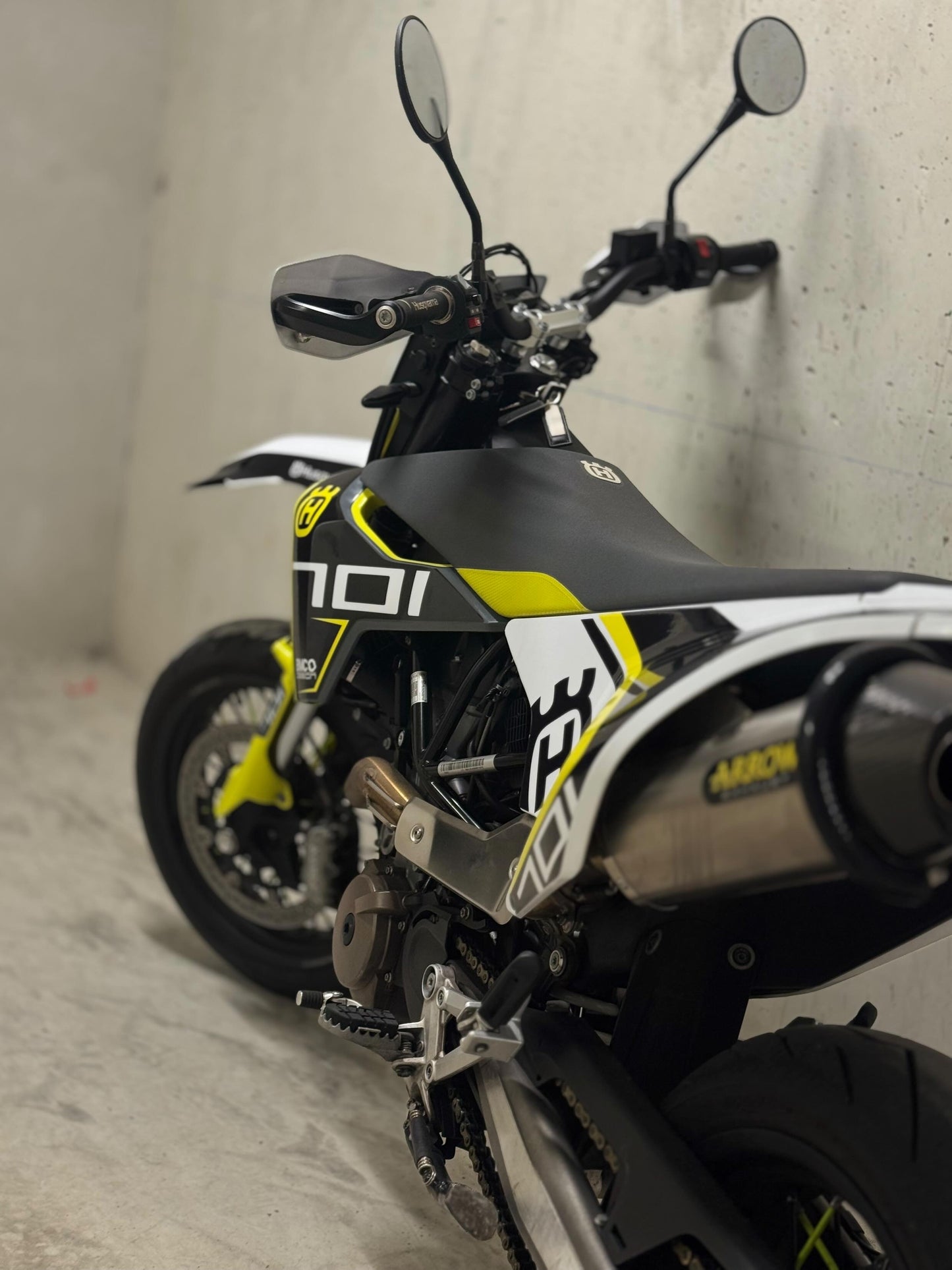 Kit deco 701 husqvarna noir jaune blanc