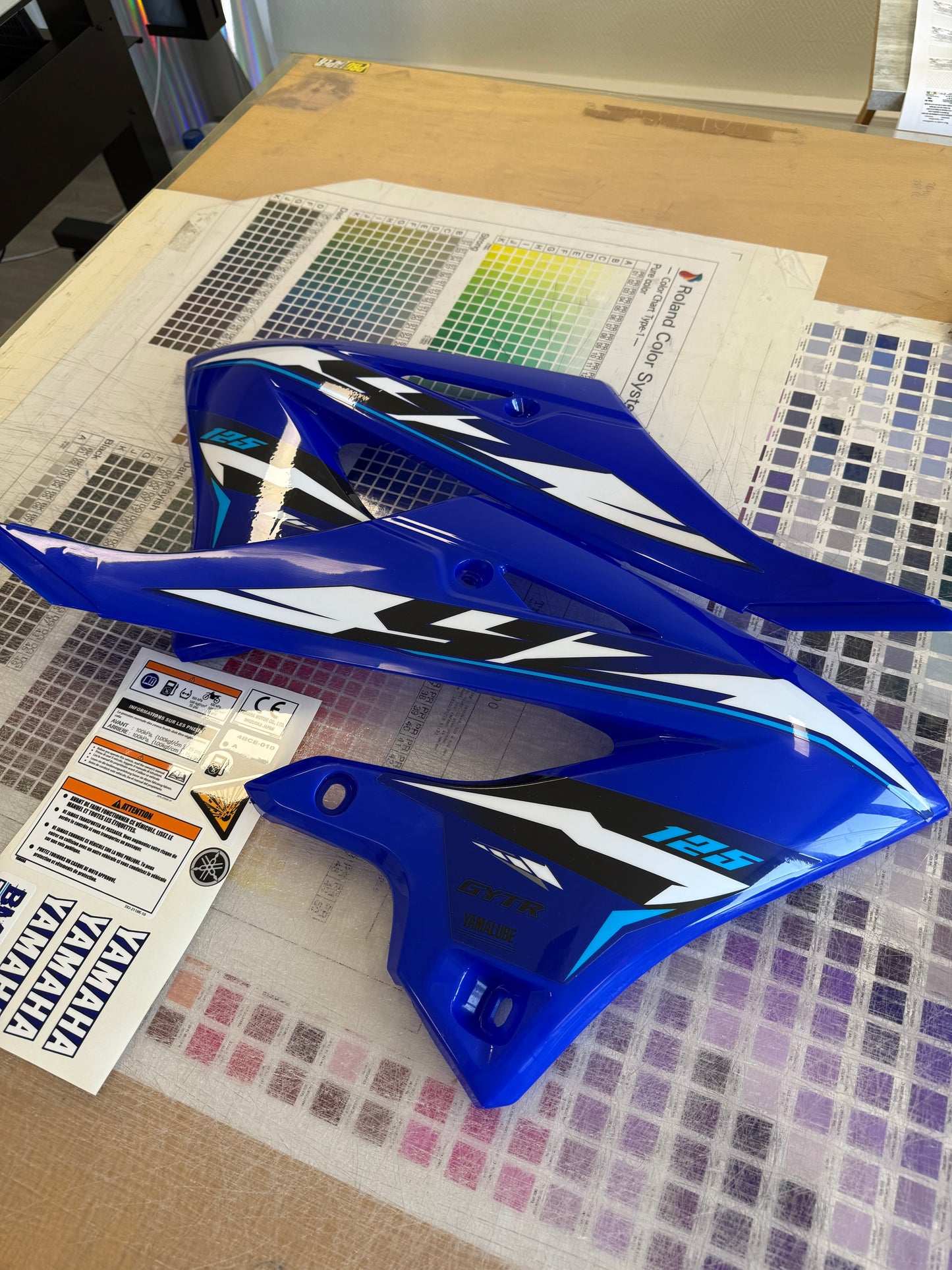 Kit déco 125 yz 2026 replica origine (stickers uniquement)
