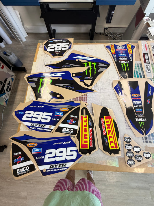 Kit déco 100% perso Monster 125 yz 2015-2017 gb avant 2022