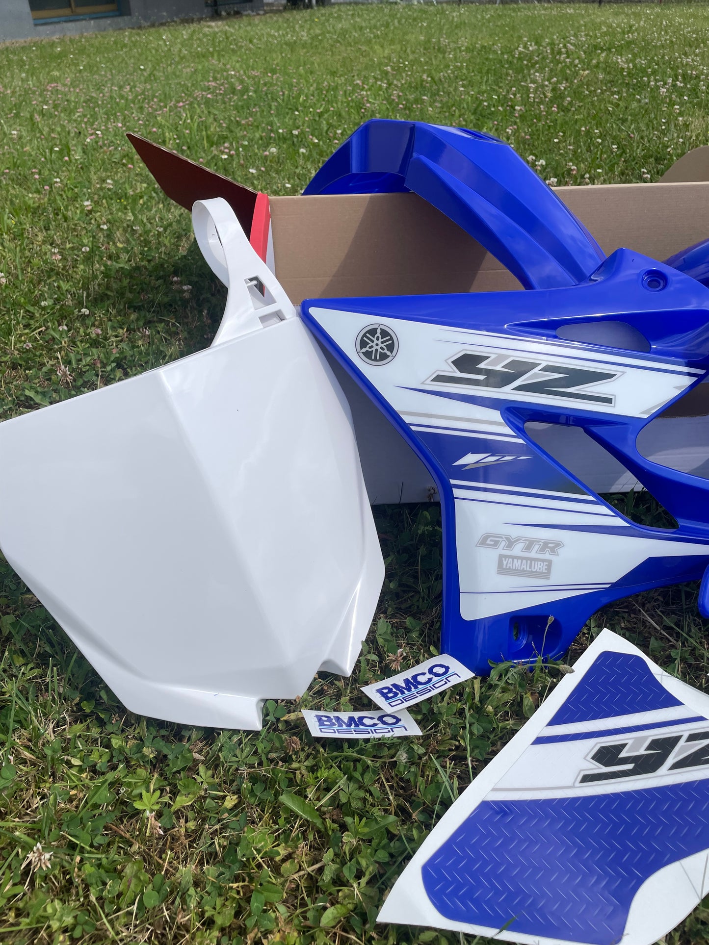 Kit deco + kit plastique 125 yz 2016