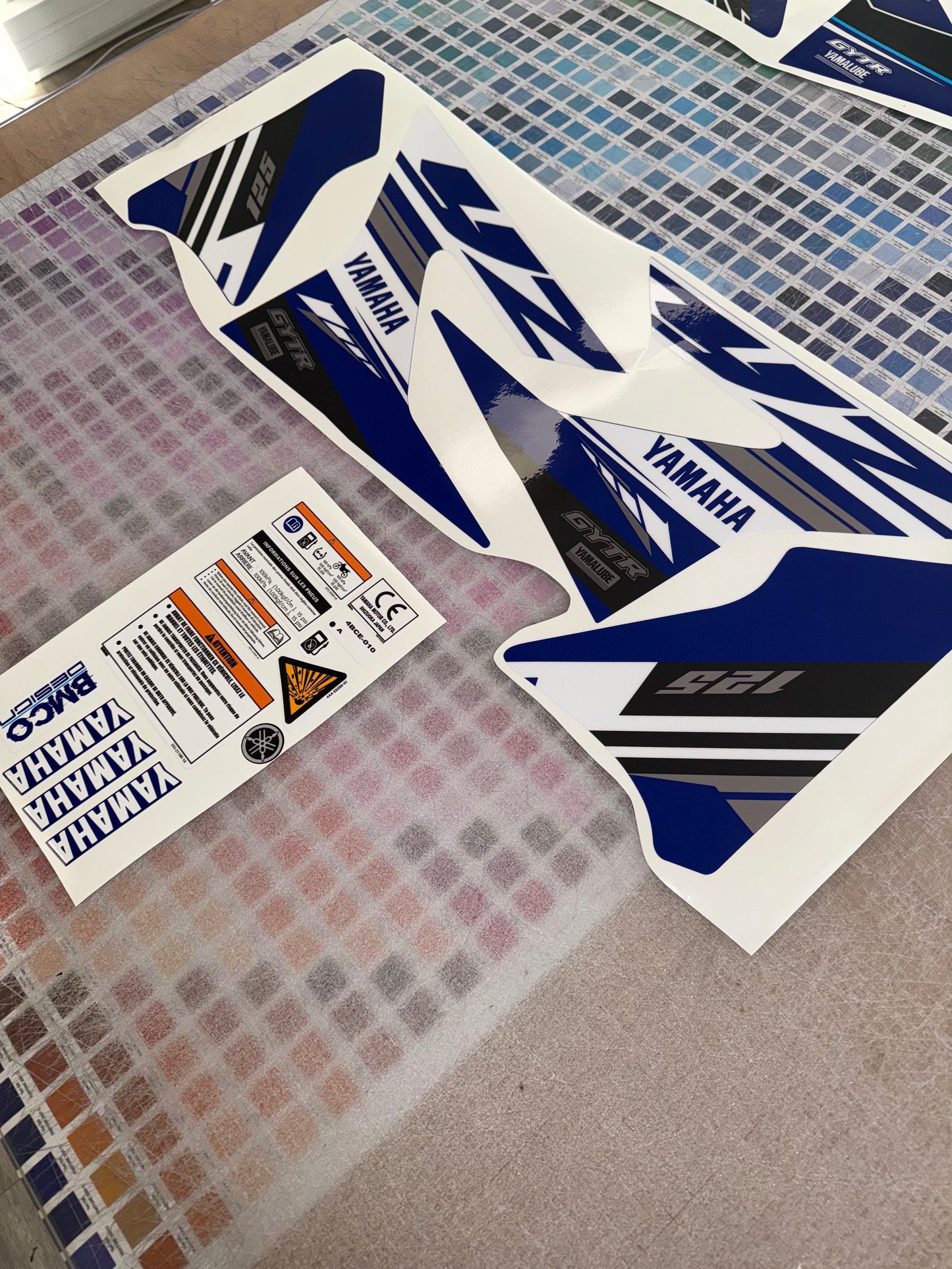Kit plastique 125 yz 2019+kit déco origine 2019