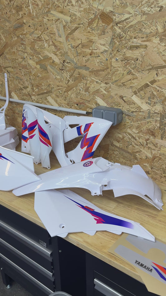 Kit déco + kit plastique complet 125 yz 2024 50th rose